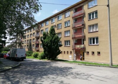 Rozšíření stávajících balkonů a lodžií - před realizací
